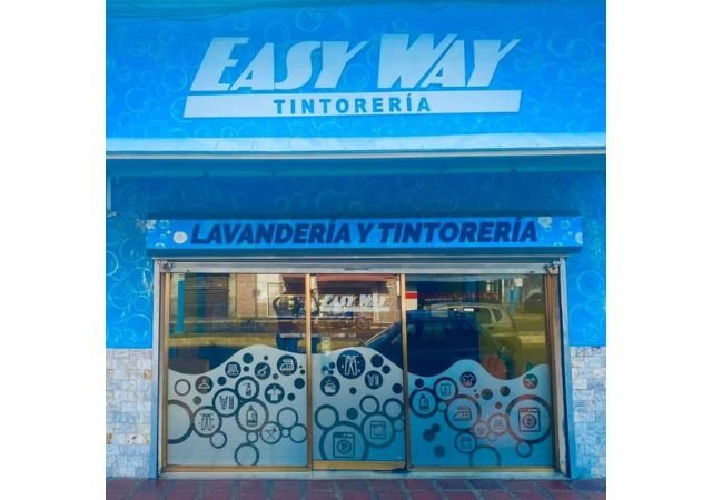 Fachada de Tintorería y Lavandería Easyway